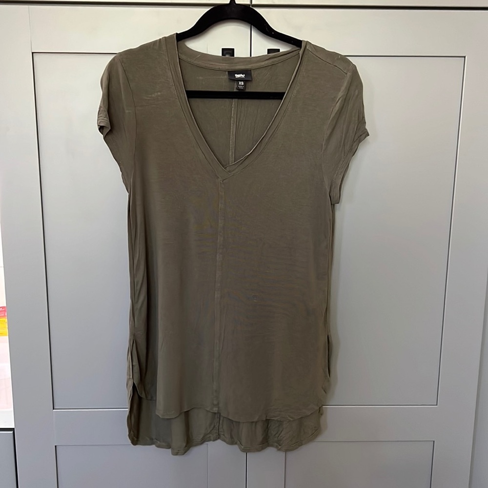 {Mossimo}Sz XS Olive Green Short Sleeve Long T-shirt